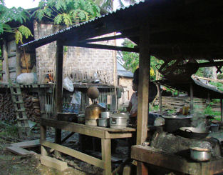 Cocina del restaurante del hotel de Sinbo.