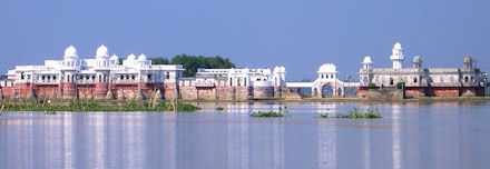 Rudrasagar con Neermahal.